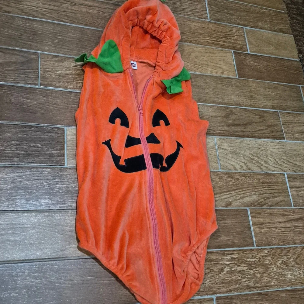 Halloween costume Baby Pumpkin Outfit Bodysuit Zip Up Hooded Sz Baby 12-18 MTHS